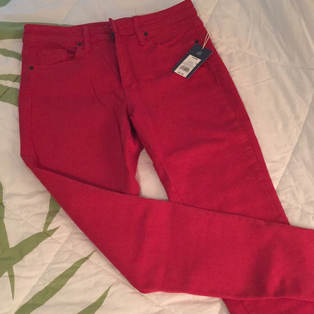 Ketchup-red Skinny Jeans 😎🍅